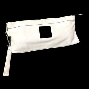 Kenneth Cole Reaction Clutch Purse Bag Wristlet Leather Crème